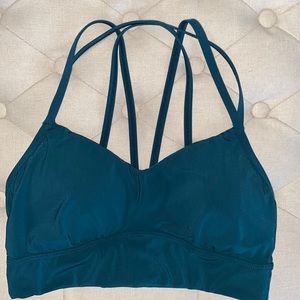 AIM sports bra